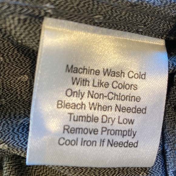 Egara navy dotted Long Sleeve Non Iron Slim Fit Shirt Size Medium EUC - Picture 12 of 14